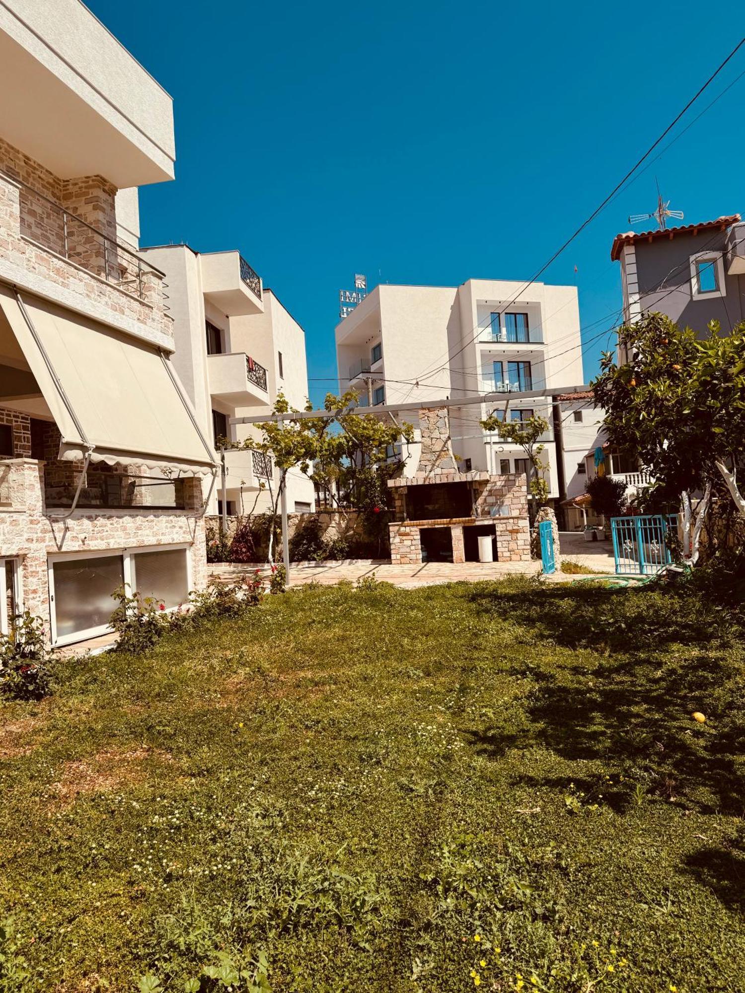 Orfeu Apartments Ksamil Esterno foto