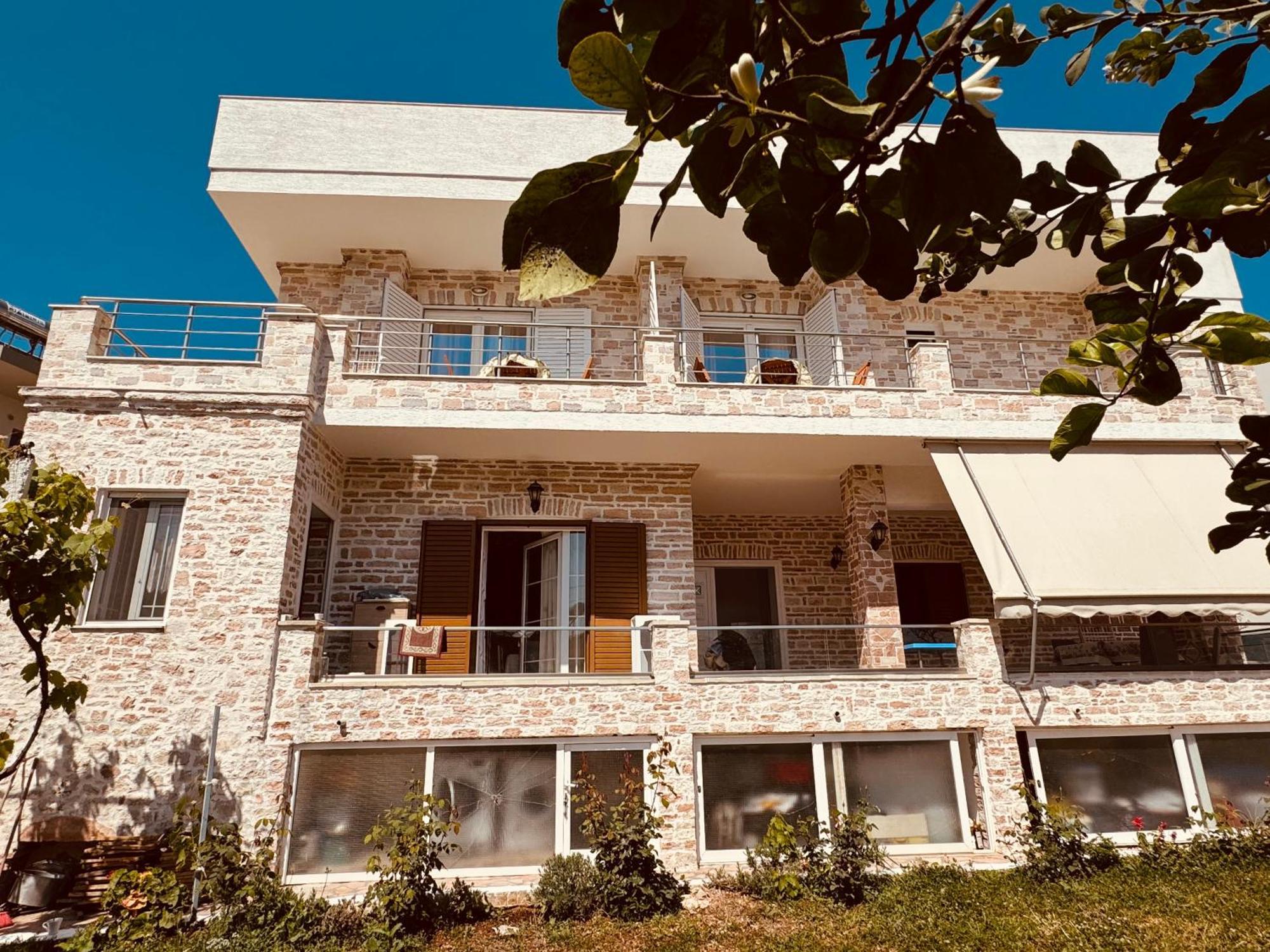 Orfeu Apartments Ksamil Esterno foto