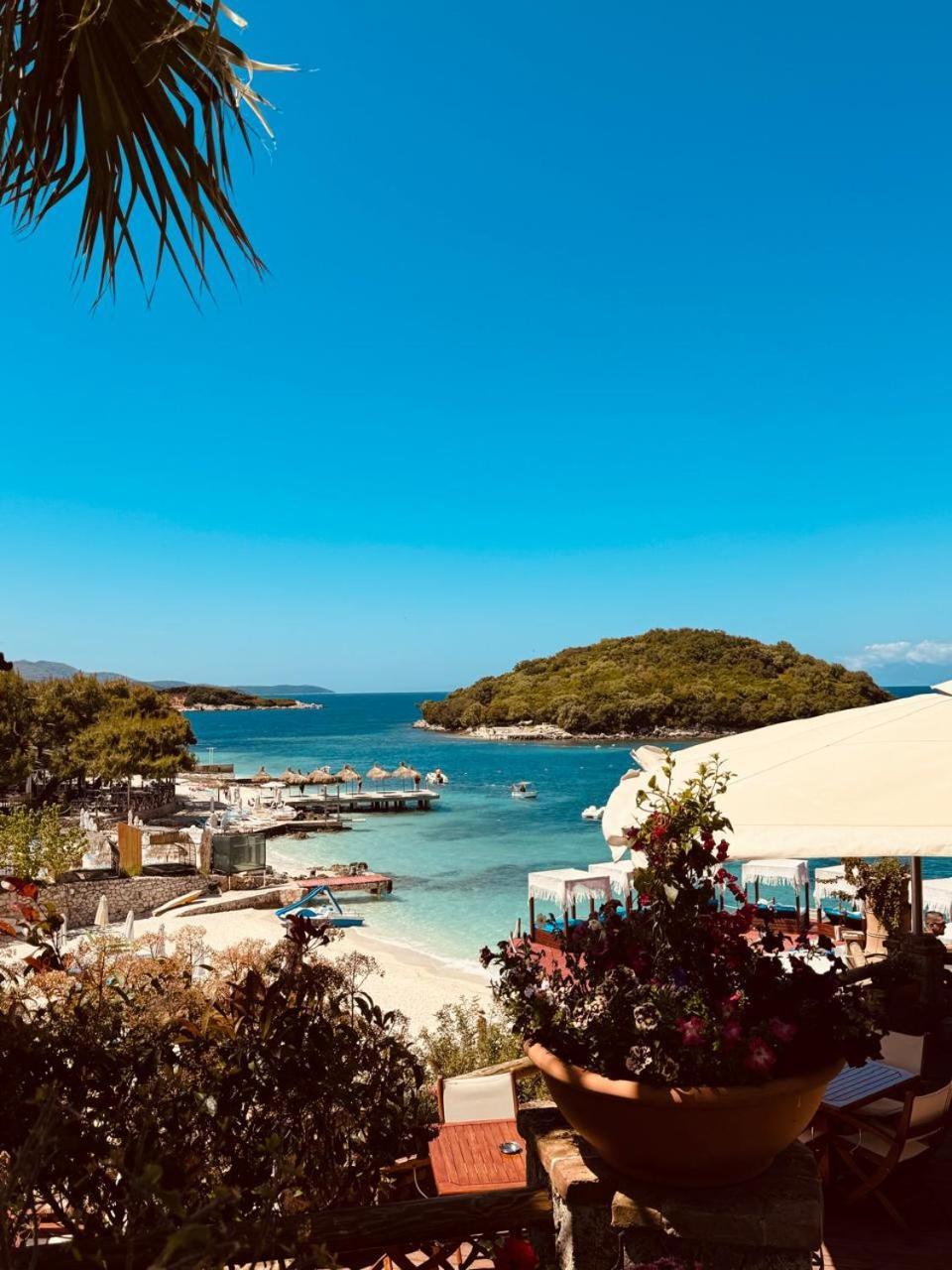 Orfeu Apartments Ksamil Esterno foto