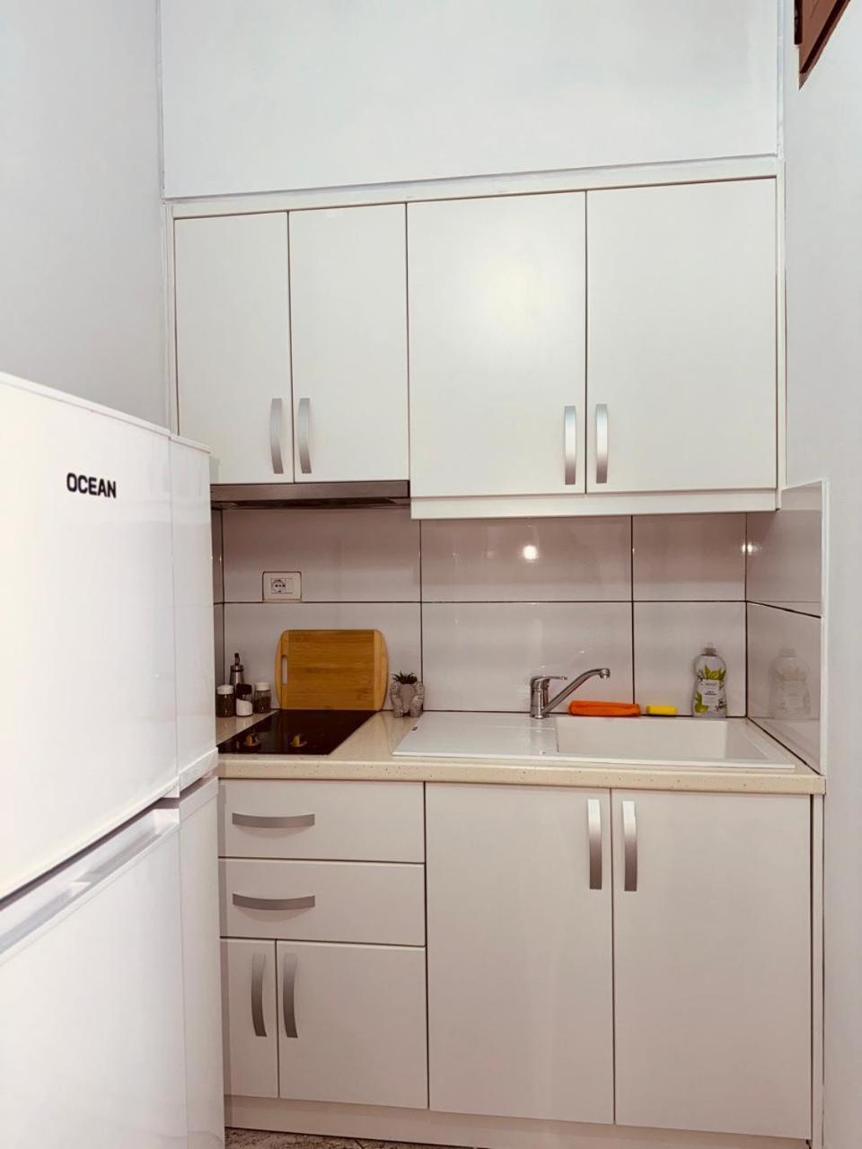 Orfeu Apartments Ksamil Esterno foto