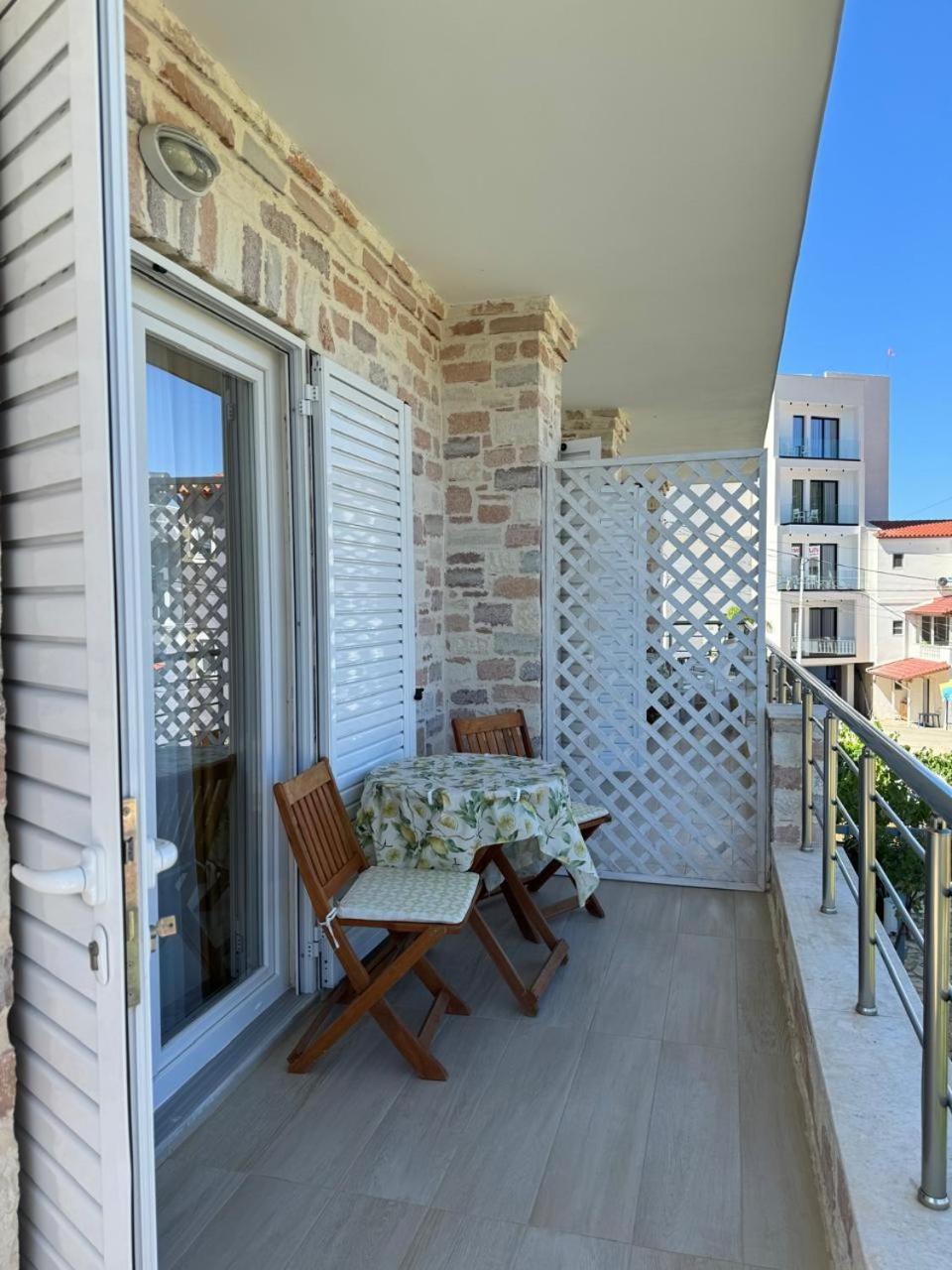 Orfeu Apartments Ksamil Esterno foto